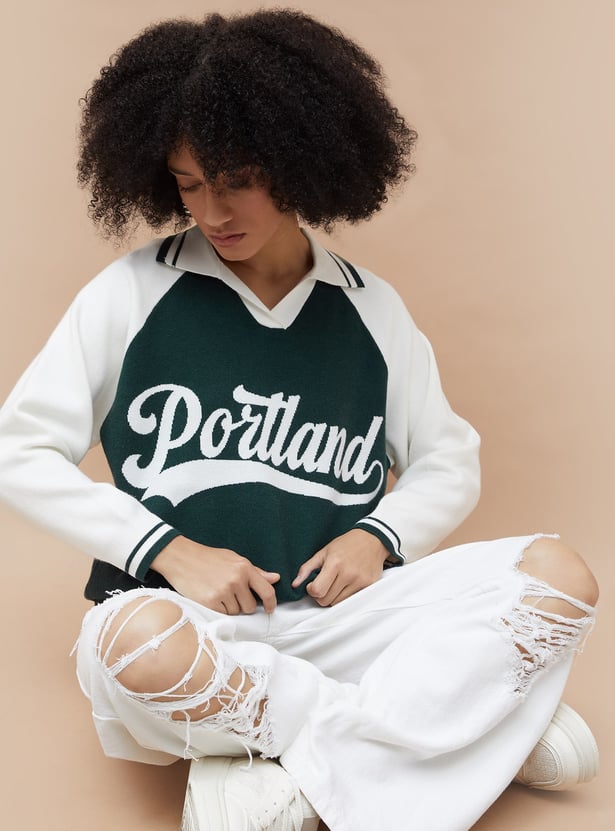 GINGER Oversized Graphic V-Neck Top