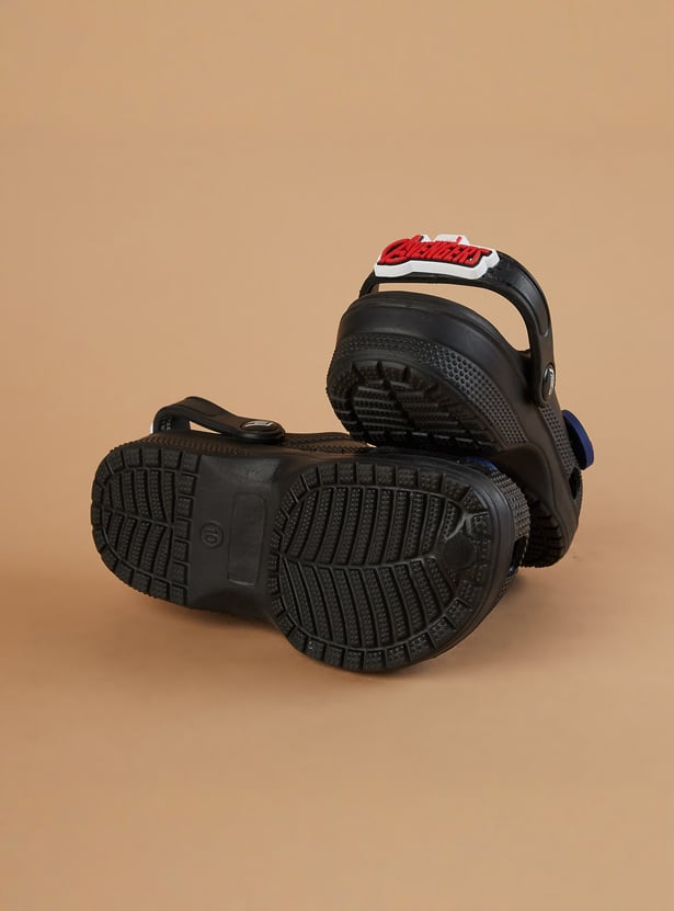 FAME FOREVER Boys The Avengers Jibbitz Clogs