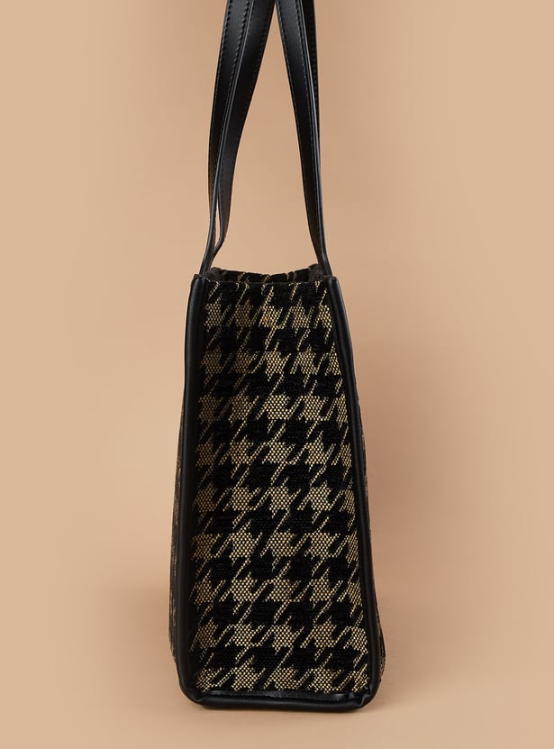 GINGER Houndstooth Patterned Handheld Bag