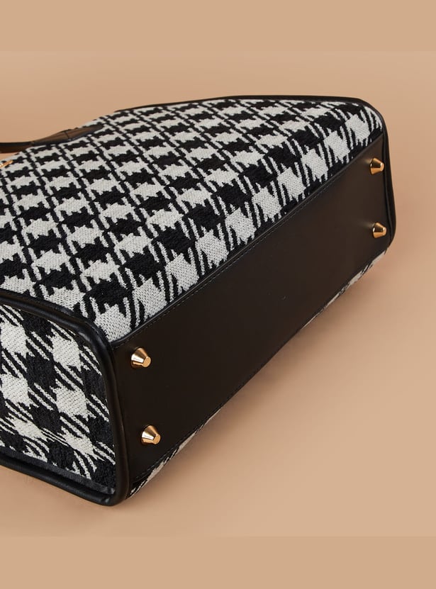 GINGER Houndstooth Patterned Handheld Bag