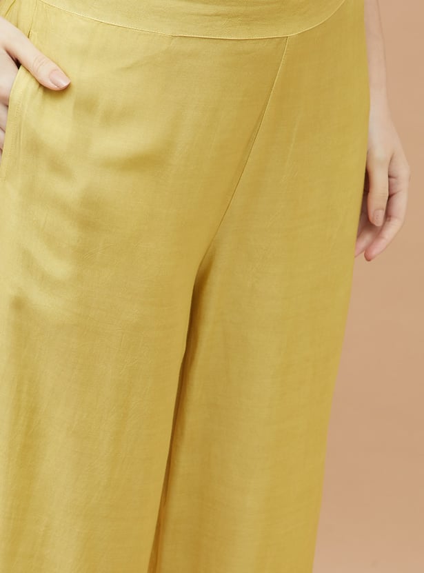 MELANGE Embroidered Kurta Set