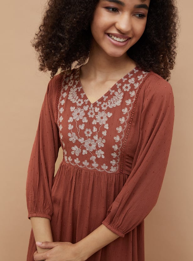 FAME FOREVER Embroidered A-Line Dress