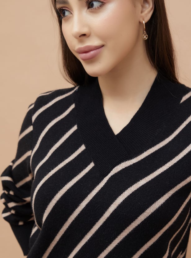 CODE Striped Sweater