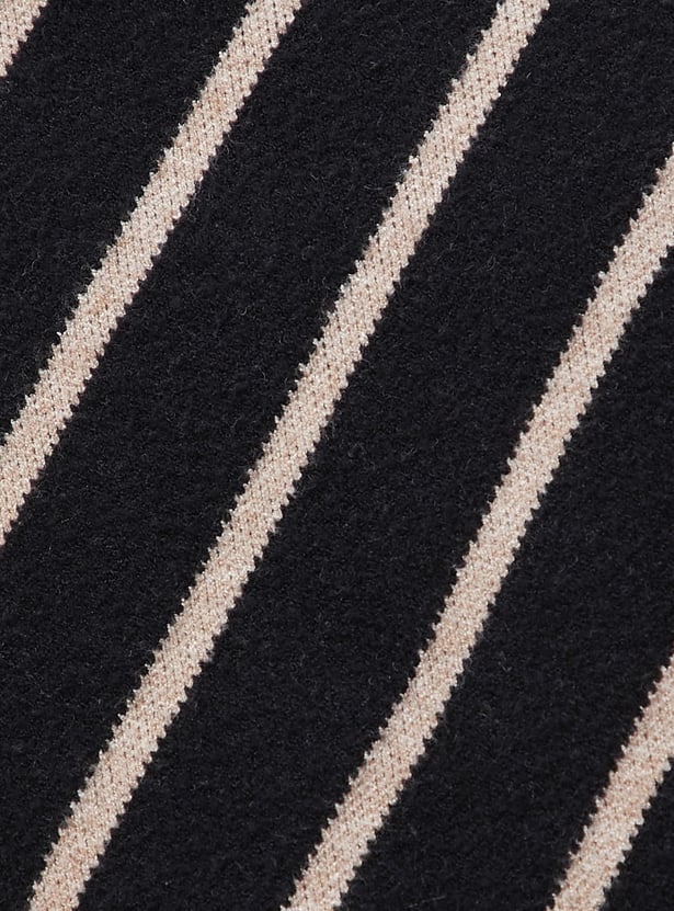 CODE Striped Sweater