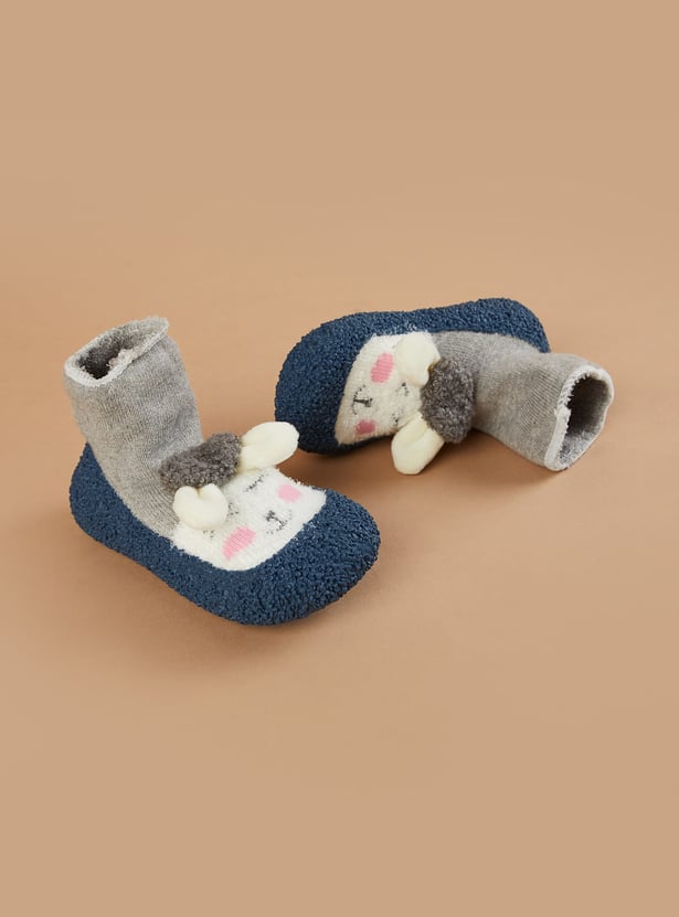 FAME FOREVER Boys Applique Booties