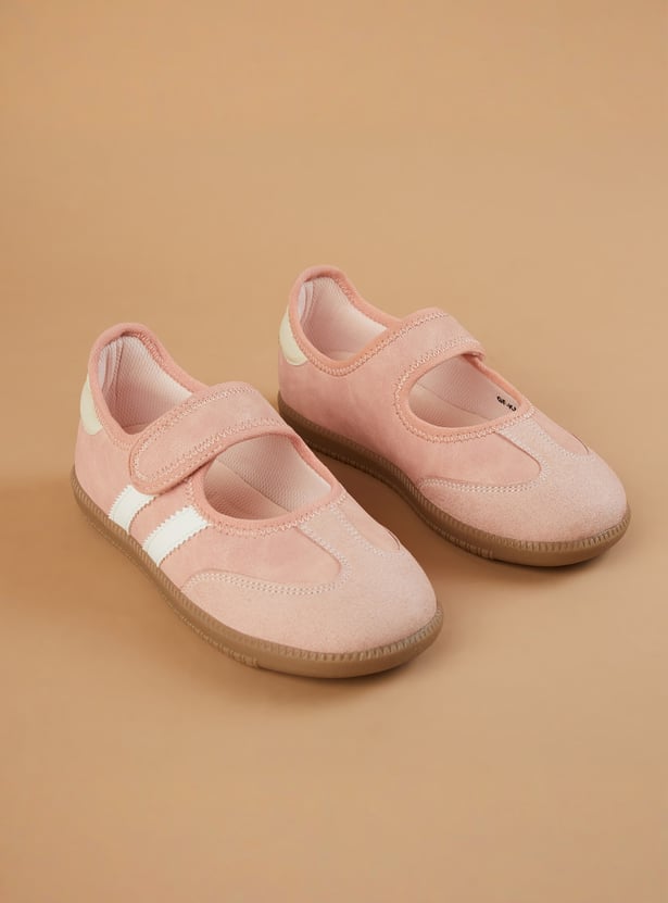 FAME FOREVER Girls Striped Shoes
