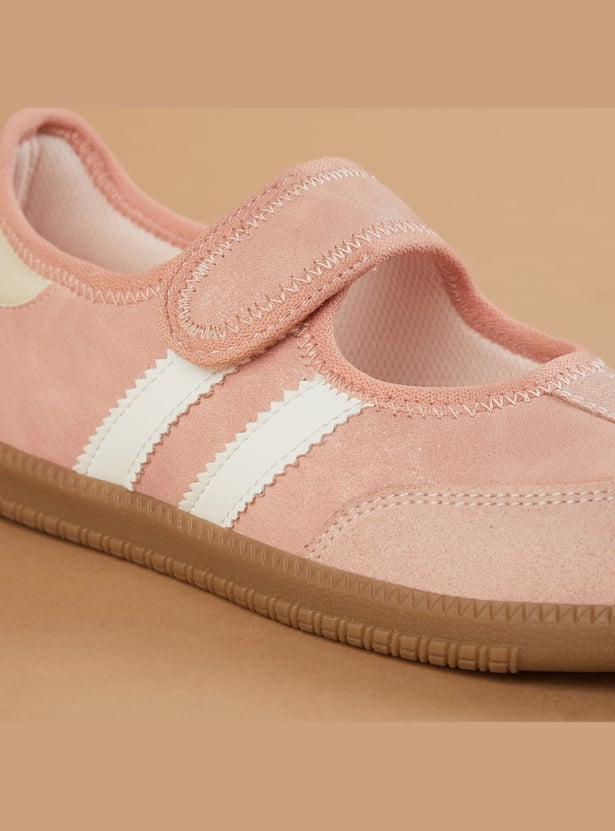 FAME FOREVER Girls Striped Shoes