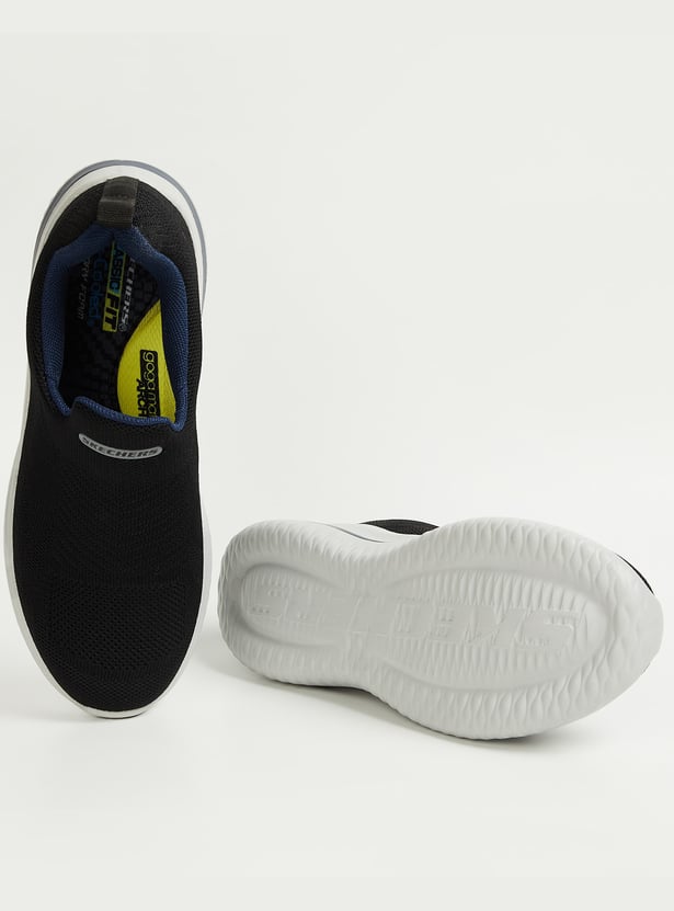 SKECHERS Solid Slip-On Sports Shoes