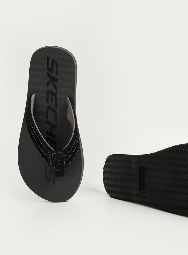 SKECHERS Courtwald Flip Flops