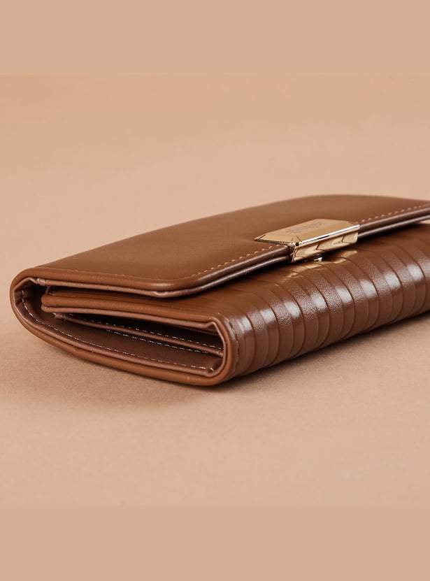GINGER Textured Tri-Fold Wallet