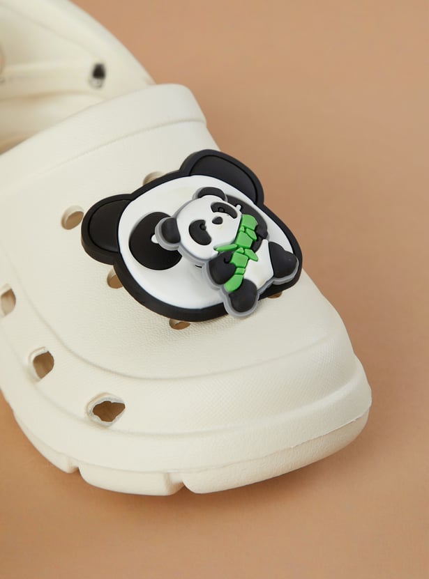 FAME FOREVER Boys Charm Detail Clogs
