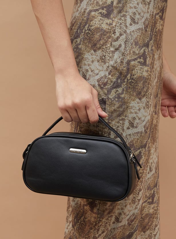 GINGER Solid Sling Bag