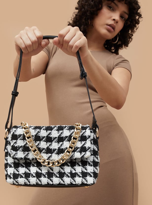 GINGER Houndstooth Textured Sling Bag
