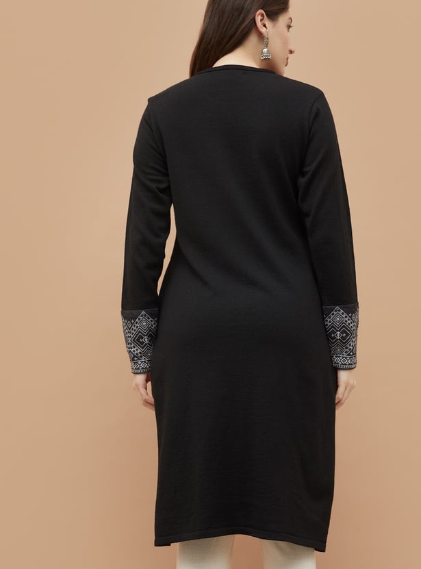 MELANGE Embroidered Straight Winter Kurta