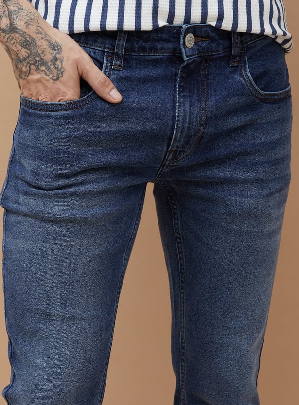 FAME FOREVER Mid-Washed Slim Tapered Jeans