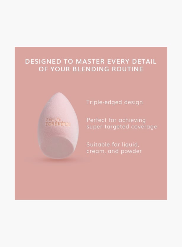 DAILY LIFE FOREVER52 A Skin-Like Blend Precision Sponge