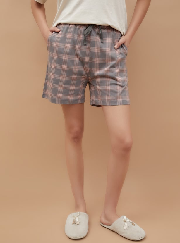 GINGER Checked Elasticated Shorts