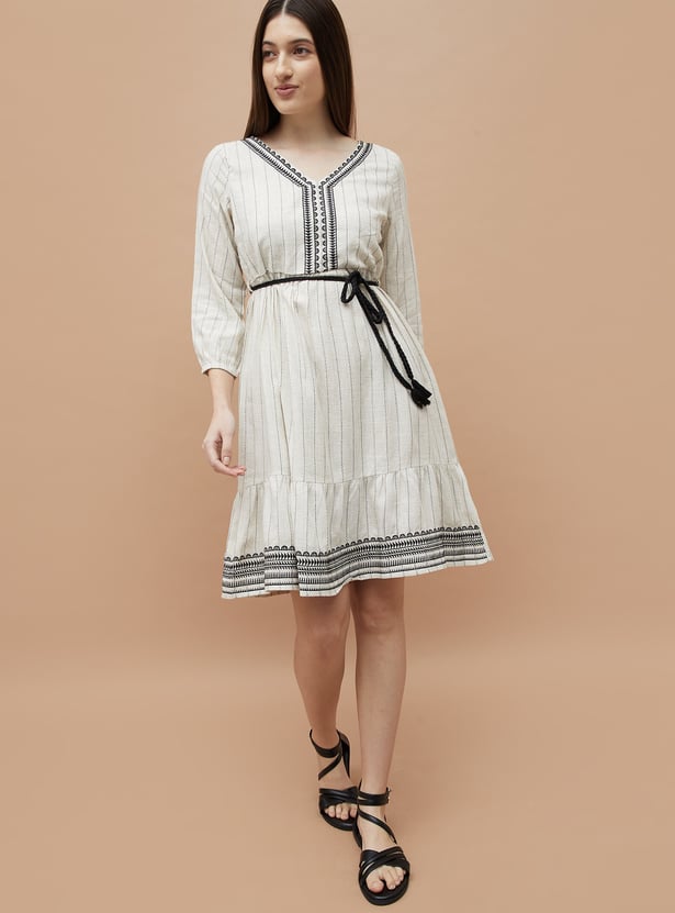 FAME FOREVER Solid Tie-Up A-Line Dress