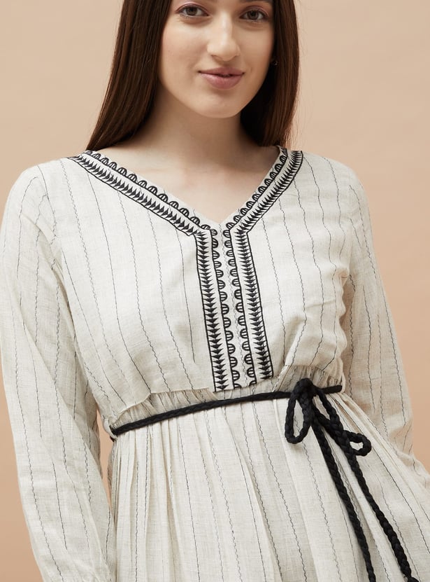 FAME FOREVER Solid Tie-Up A-Line Dress