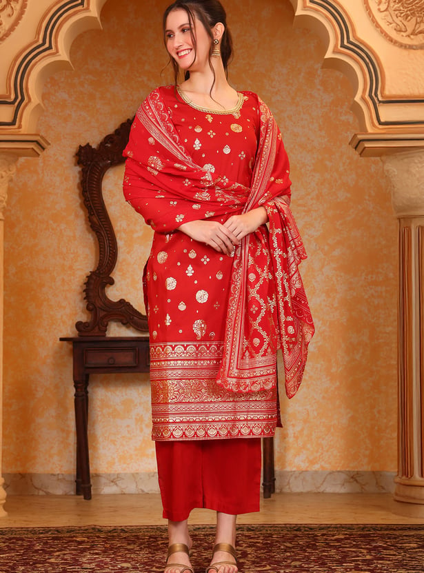 AURELIA Ethnic Motif Foil Print Straight Kurta Set