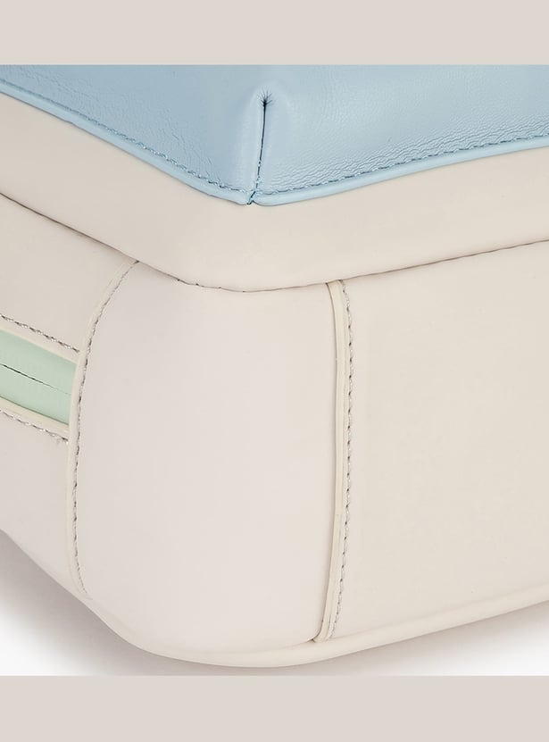 FASTRACK Solid Handheld Bag
