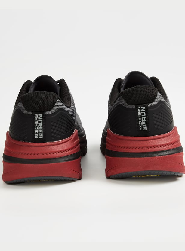 SKECHERS Max Cushioning Arch Fit 2.0 Sports Shoes