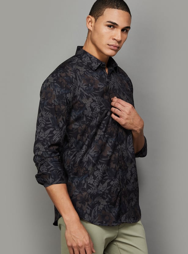 V DOT Floral Print Slim Fit Shirt