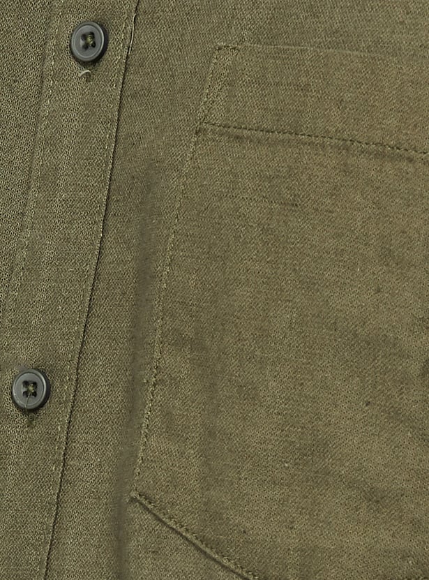 SPYKAR Solid Slim Fit Shirt