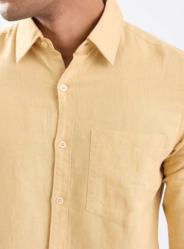 SPYKAR Solid Slim Fit Shirt