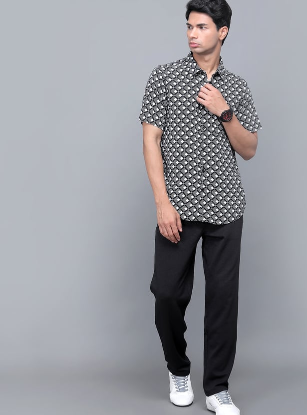 SPYKAR Geometric Print Slim Fit Shirt