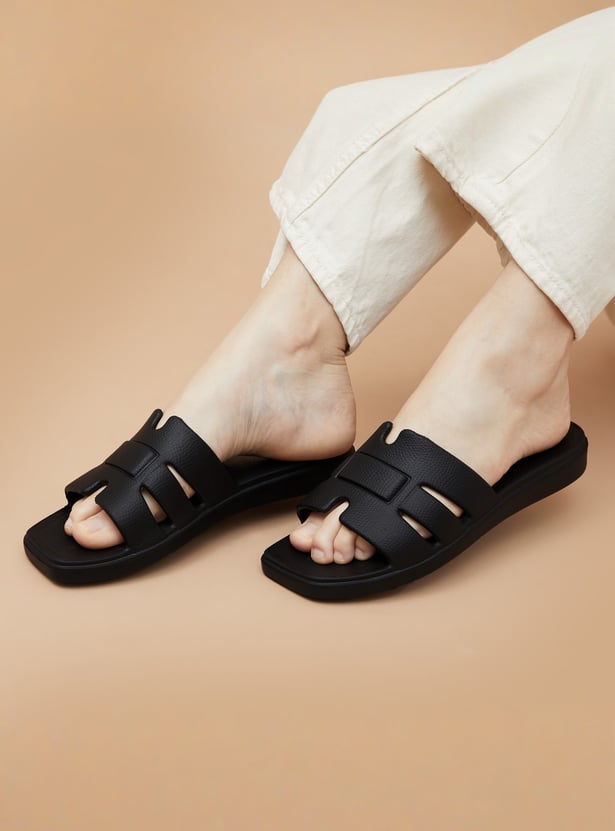 GINGER Textured Cut-Out Flats