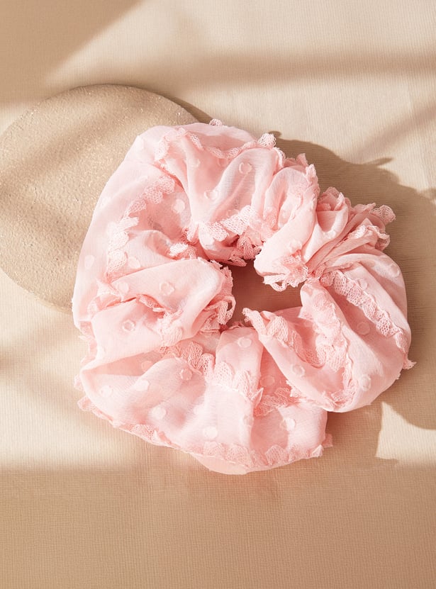 FAME FOREVER Self Design Scrunchie