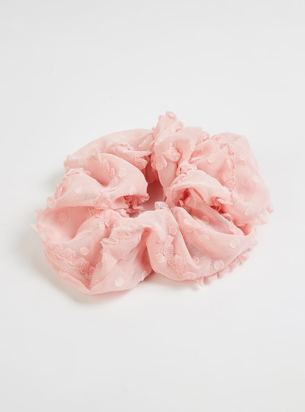 FAME FOREVER Self Design Scrunchie