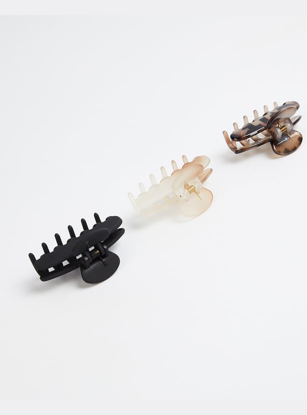FAME FOREVER Assorted Clutchers - Pack of 3