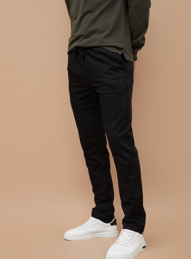 FAME FOREVER Solid Regular Fit Trousers