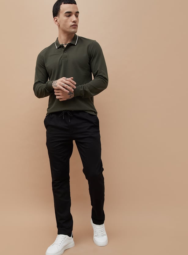 FAME FOREVER Solid Regular Fit Trousers