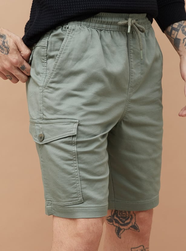 FAME FOREVER Solid Cargo Shorts