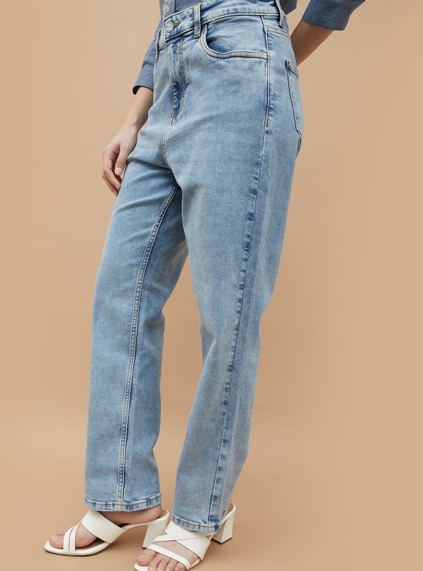 FAME FOREVER Solid Straight Jeans