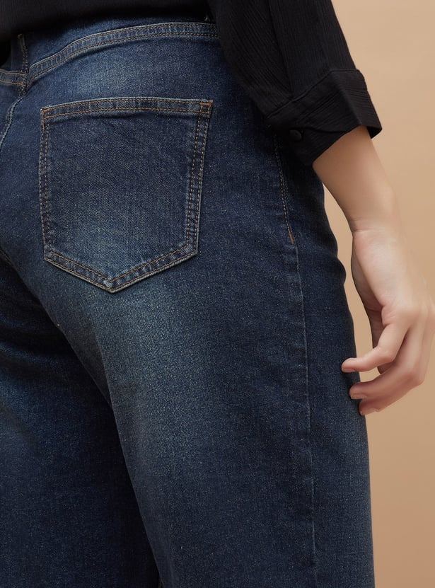 FAME FOREVER Solid Mom Fit Jeans