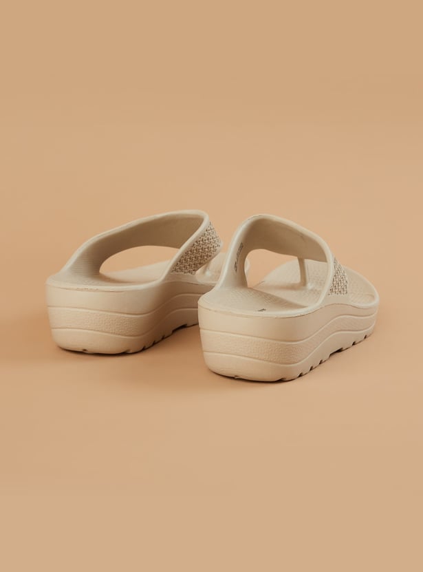 GINGER Textured Platformed Flip-Flops
