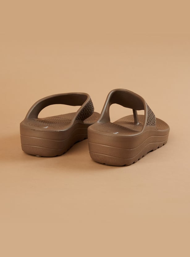 GINGER Textured Platformed Flip-Flops