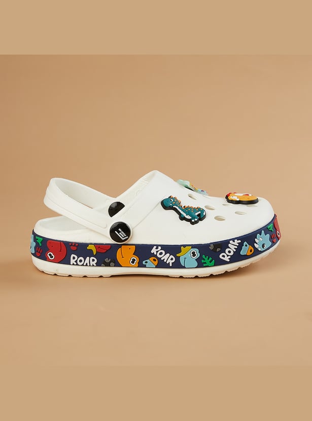 FAME FOREVER Boys Jibbitz Charm Clogs