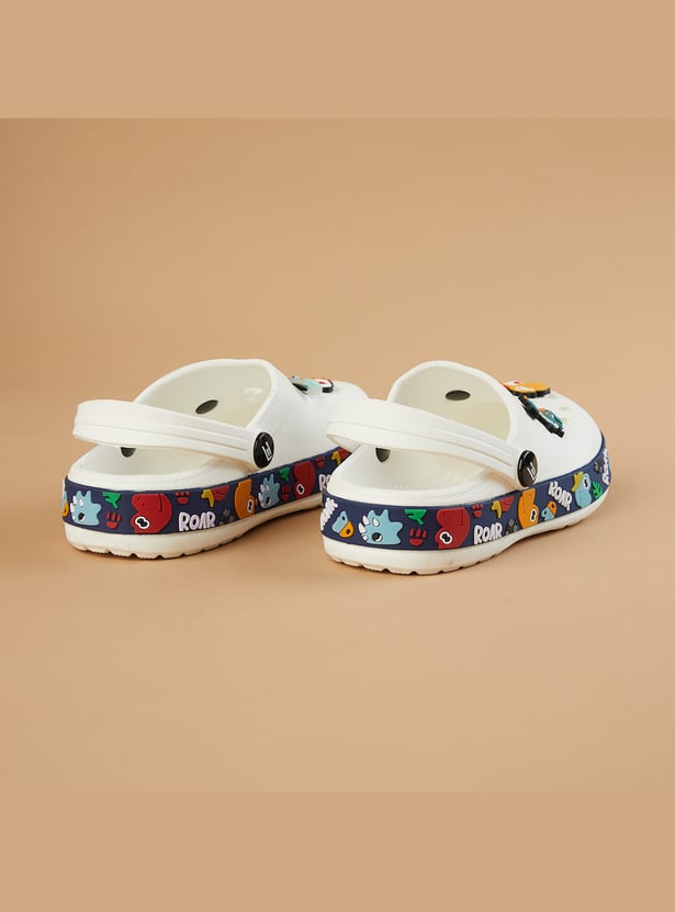 FAME FOREVER Boys Jibbitz Charm Clogs