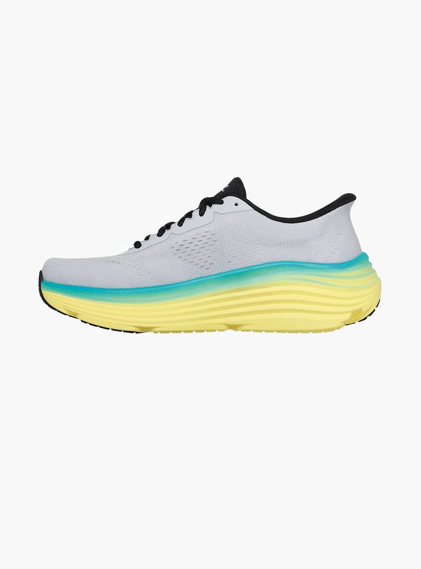 SKECHERS Max Cushioning Endeavour Running Shoes