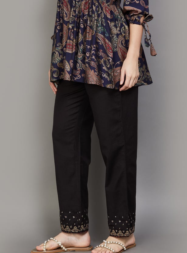 W Embroidered Straight Pants