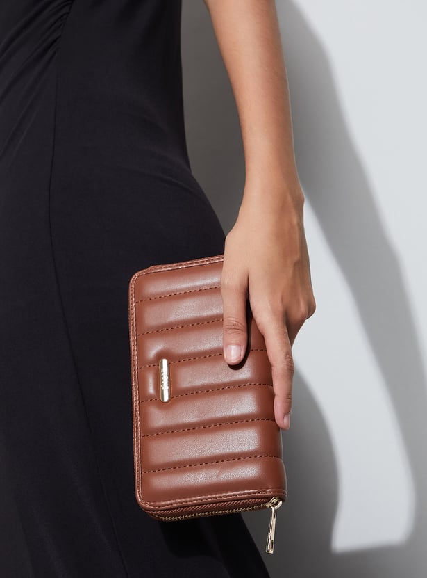 GINGER Quilted Zip-Around Wallet