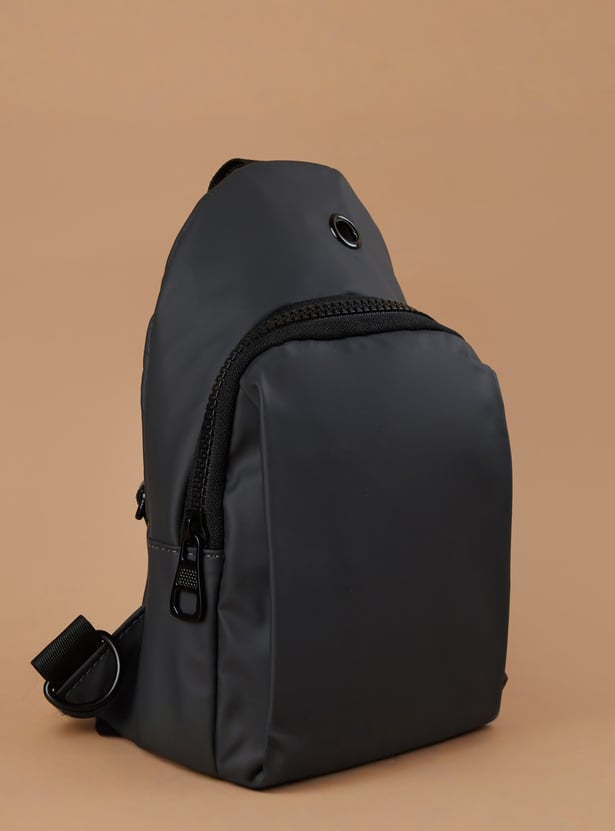 FAME FOREVER Solid Crossbody Backpack