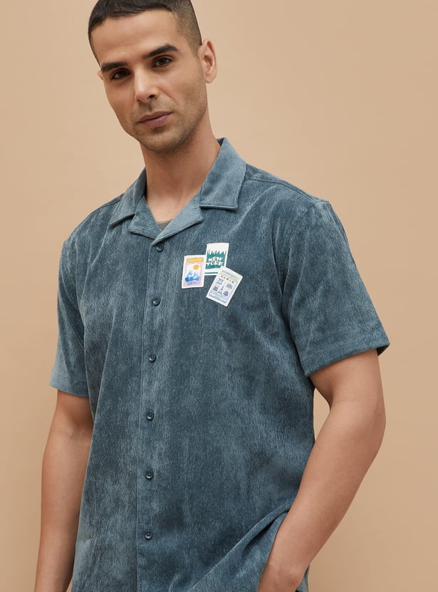 CODE UNWIND Textured Regular Fit Shirt