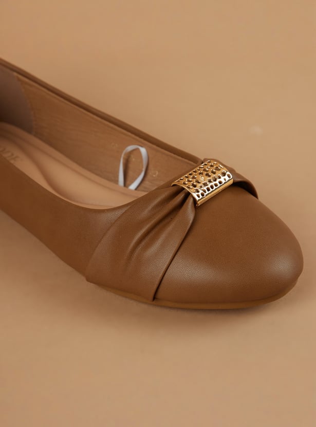 CODE Metal-Accent Ballerinas