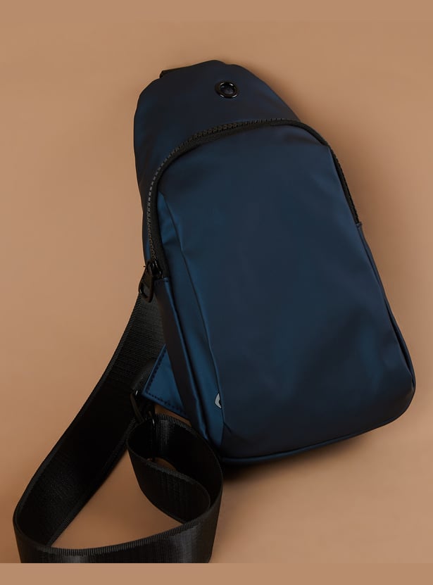FAME FOREVER Solid Crossbody Backpack